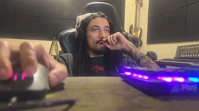 hotcamboy420 online show from March 2026 12:16:01 AM