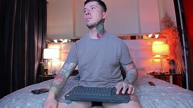 Snapshot of Adam_tatto chatting on September 2025 03:52:02 AM Adam tatto online show from September 2025 03:52:02 AM