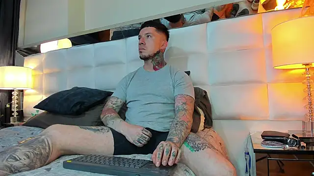 Adam tatto online show from September 2025 01:43:01 AM