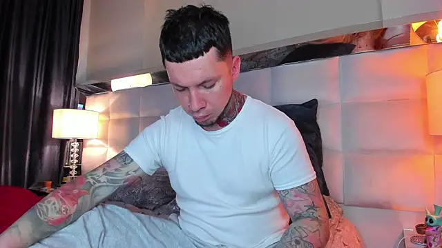 Adam tatto online show from October 2025 02:33:01 AM