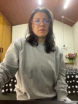 karlamorris  online show from April 2026 01:05:02 PM