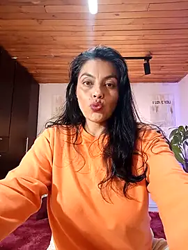 Lust Mom41 online show from September 2025 12:24:02 AM