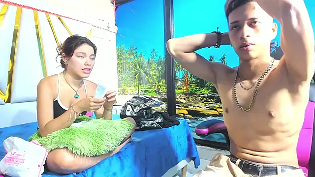 Snapshot of Ashley_James chatting on September 2025 09:28:02 PM Ashley James online show from September 2025 09:28:02 PM