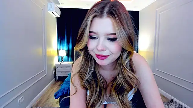 FollowLovee online show from February 2025 09:48:02 PM