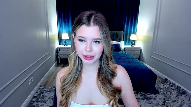 FollowLovee online show from September 2025 08:20:02 PM