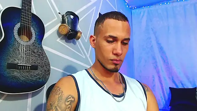 MagnusFrost online show from February 2025 10:47:02 PM