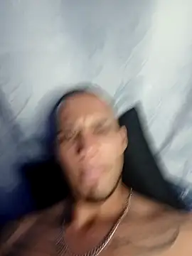 MagnusFrost online show from February 2025 05:20:01 AM