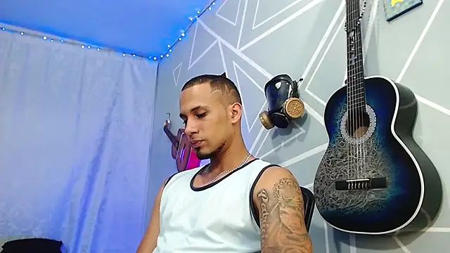 MagnusFrost online show from March 2025 11:22:01 PM