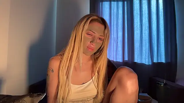 yaprakmericc online show from November 2025 11:41:01 AM