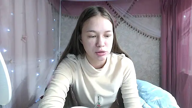 leila bambi  online show from December 2025 04:59:02 PM