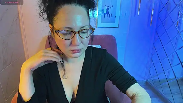 Anita Muse online show from December 2024 05:25:01 PM