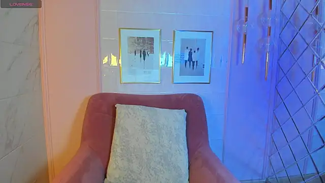 Anita Muse online show from December 2024 08:25:02 PM