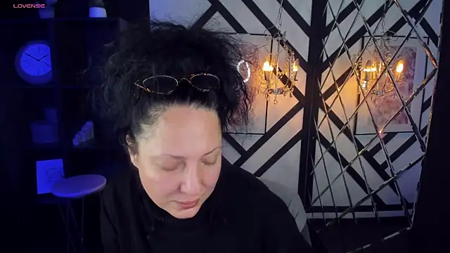 Anita Muse online show from December 2024 10:14:02 PM