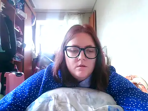 Snapshot of DesireMelissa chatting on October 2025 09:46:02 AM DesireMelissa online show from October 2025 09:46:02 AM