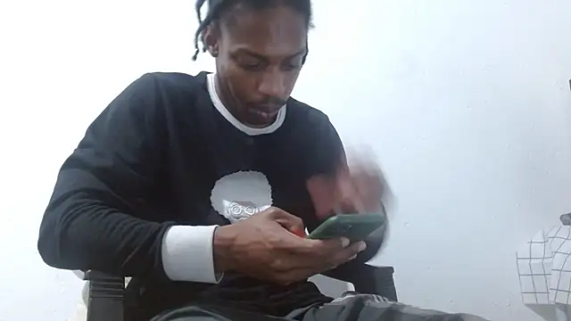 Larry-n-clouds online show from February 2026 02:54:01 AM