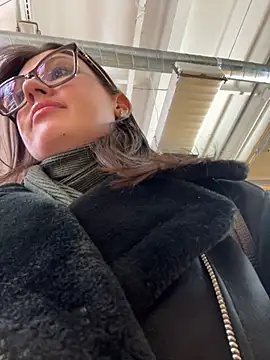 RinaCat online show from March 2025 11:29:01 AM