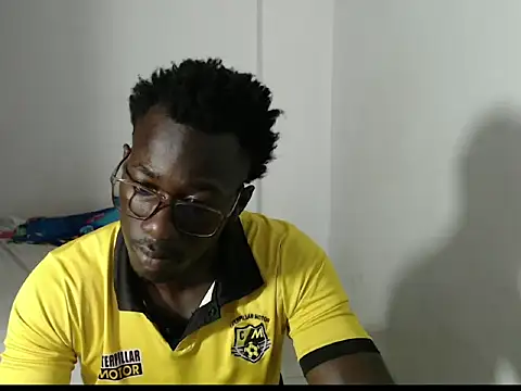  Lowmaypalacios online show from April 2026 06:13:02 PM