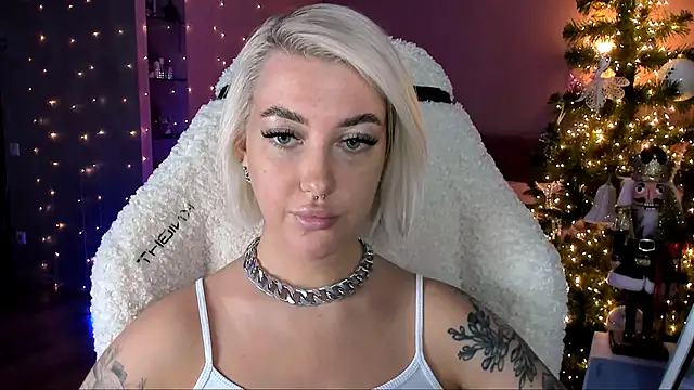 tykioty Miley online show from December 2024 11:29:01 AM