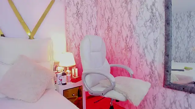 Athziry  online show from December 2024 12:42:02 AM