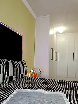 DarkButterfly99 online show from October 2025 08:03:01 AM