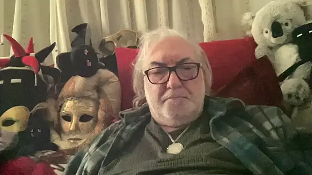 Snapshot of EroticVenetian chatting on January 2026 12:42:01 PM EroticVenetian online show from January 2026 12:42:01 PM