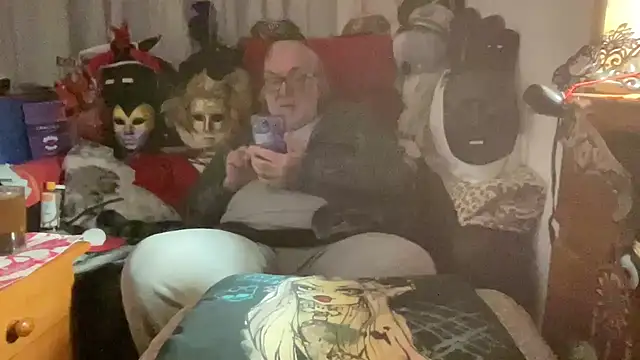 Snapshot of EroticVenetian chatting on February 2026 06:29:02 AM EroticVenetian online show from February 2026 06:29:02 AM