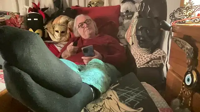 Snapshot of EroticVenetian chatting on February 2026 10:57:02 PM EroticVenetian online show from February 2026 10:57:02 PM