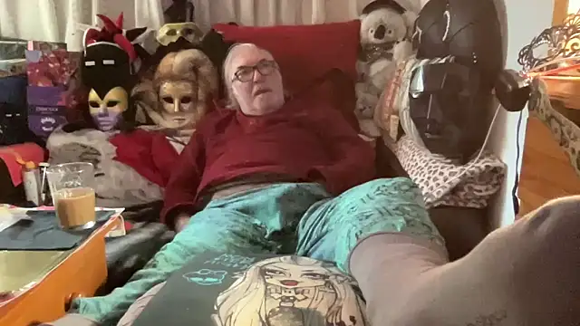 Snapshot of EroticVenetian chatting on February 2026 11:15:02 AM EroticVenetian online show from February 2026 11:15:02 AM