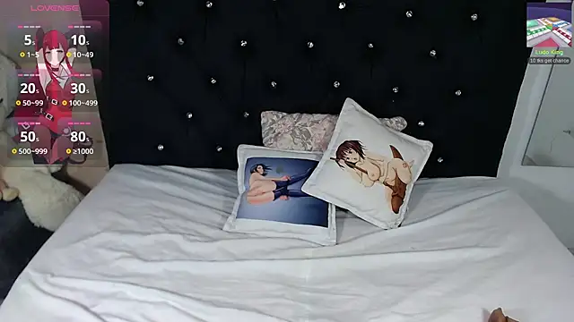 nikol winick online show from November 2025 09:09:02 AM