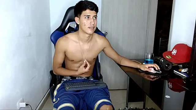 Juan da01 online show from March 2025 03:33:02 AM