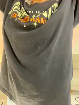 montmariana online show from February 2025 11:42:01 PM