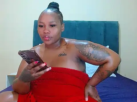 curvycloe1 online show from June 2026 12:19:01 PM