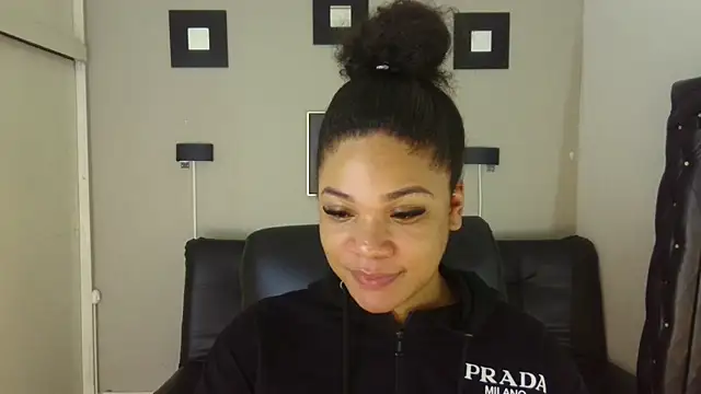 ashley Tompson1 online show from December 2024 03:35:01 PM