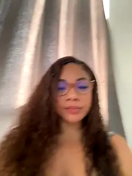 ashley Tompson1 online show from October 2025 11:43:01 AM