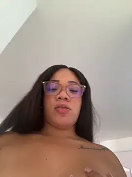 Snapshot of ashley_Tompson1 chatting on April 2026 01:41:02 PM ashley Tompson1 online show from April 2026 01:41:02 PM