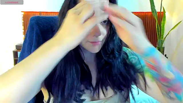 KatherineBond online show from November 2025 07:47:01 PM