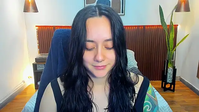 KatherineBond online show from December 2025 07:22:01 PM