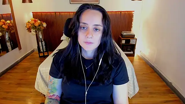 KatherineBond online show from June 2026 04:34:02 PM