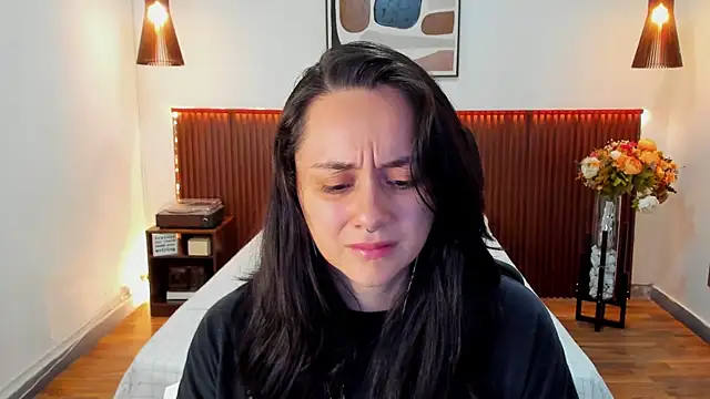 KatherineBond online show from July 2026 04:34:02 PM