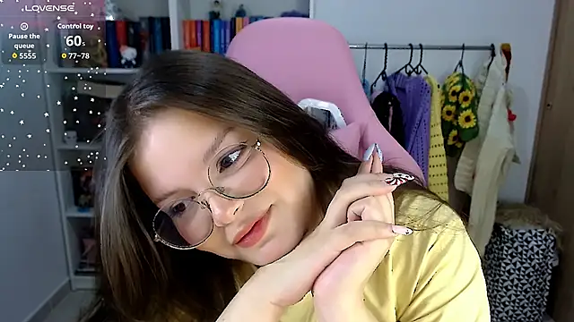 Gabiwaifu online show from November 2025 02:22:01 AM