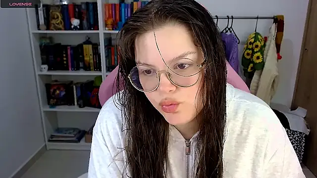 Gabiwaifu online show from November 2025 03:39:01 AM