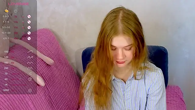 Snapshot of TrissMerigold9 chatting on September 2025 08:27:01 AM TrissMerigold9 online show from September 2025 08:27:01 AM