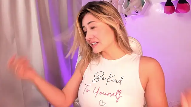 Snapshot of Nataliia_09 chatting on March 2025 04:38:02 PM Nataliia 09 online show from March 2025 04:38:02 PM