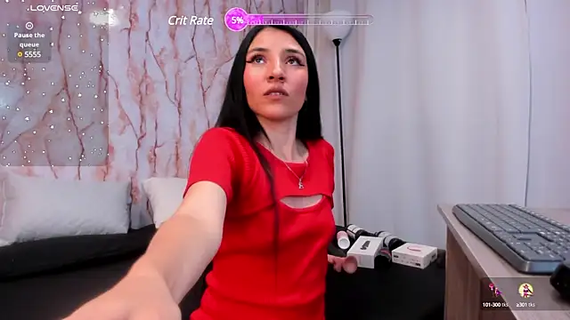 LILA ELLIOT online show from December 2024 04:42:02 AM