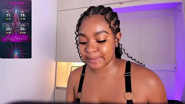 tamaraa smiith online show from December 2024 04:05:02 PM