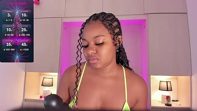 tamaraa smiith online show from December 2024 11:48:01 AM
