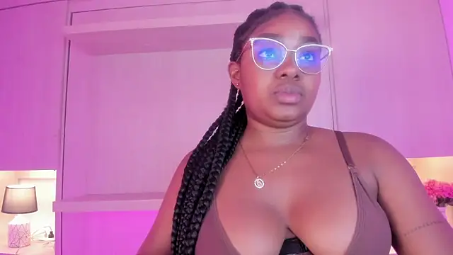 tamaraa smiith online show from October 2025 08:00:02 PM