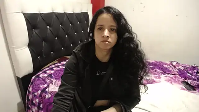 Katty Bones online show from March 2025 05:22:02 AM