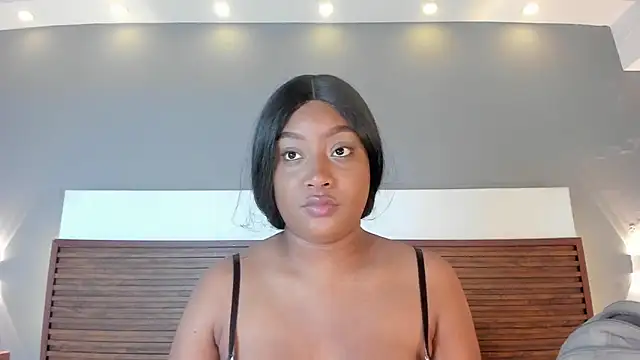 Adelehottman online show from October 2025 12:06:02 PM