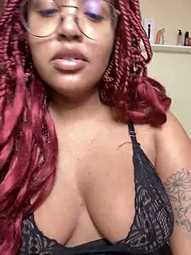 Snapshot of 99_Lilith chatting on December 2024 07:15:02 PM 99 Lilith online show from December 2024 07:15:02 PM